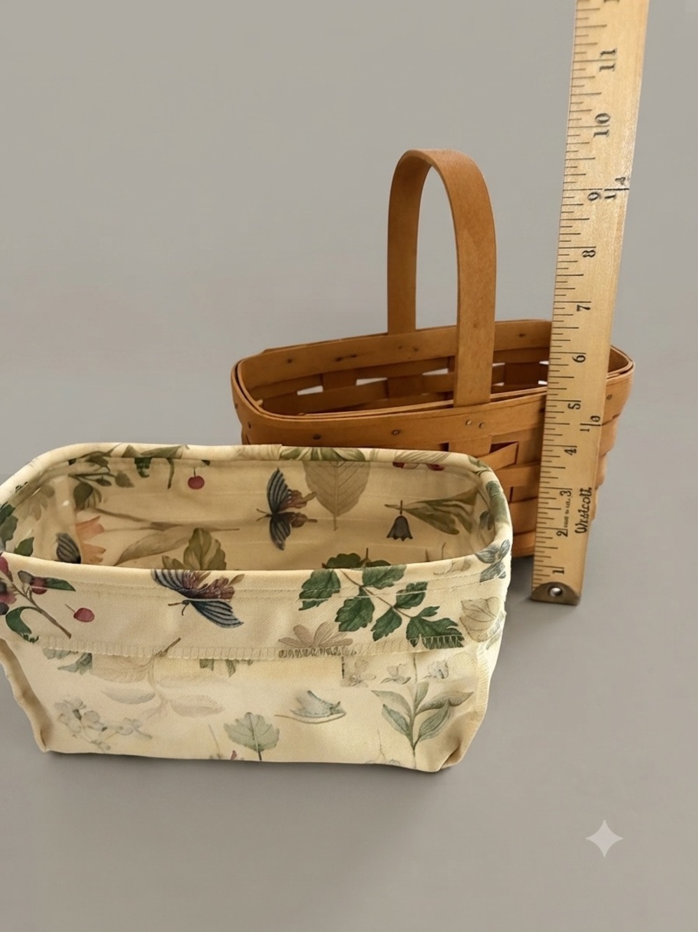 Longaberger Basket Candle with Botanical Fabric Liner and Protector.